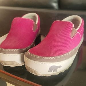 Sorel, youth size 6, women size 8, worn once, like new